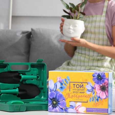 A set of tools for the gardener "to the one who makes the world more beautiful", 5 items-2