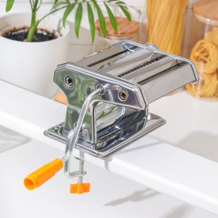 Lapsher with the function of rolling out the dough dough, 6 settings of dough thickness, noodles width 2 and 5 mm-1