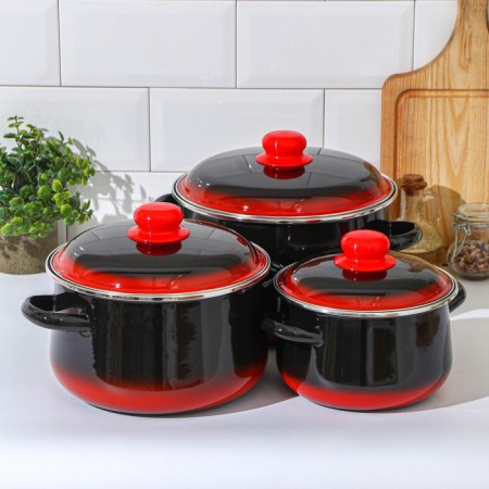 Set of pan "Carmen", 3 subjects: 2 l, 4 l, 5.5 l, induction, black and red color
