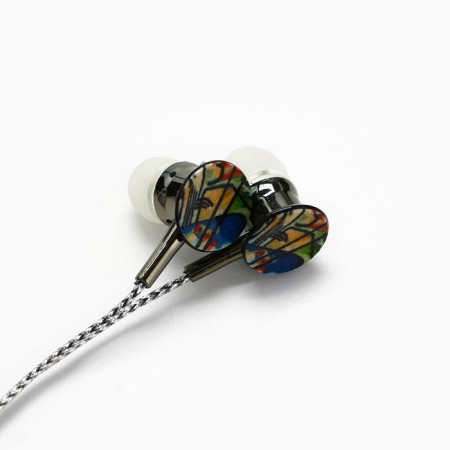 Set of headphones are vacuum and pops “not from this world”, 13.5 x 6 cm-8