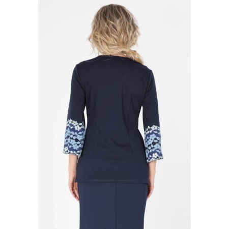 Female suit, size 42-13