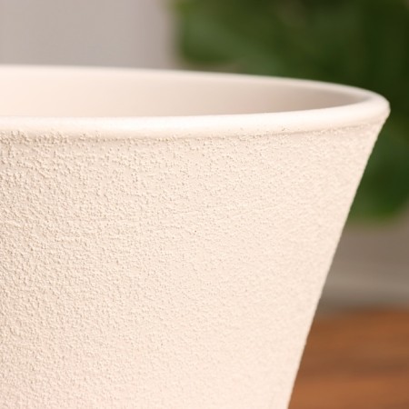 Flower pot "Messina" white 1.4 liters-2