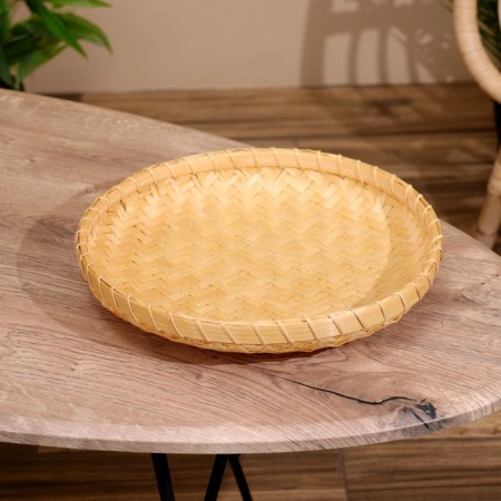 The tray is wicker, from bamboo 30x30x2 cm-1