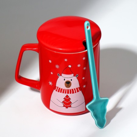 Ceramic mug with a spoon and cover "Bear", 400 ml, red color-3
