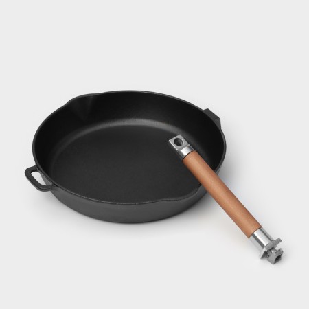 Cast iron pan Wild Kitchen, D = 28 cm, wooden pen, two plums-2