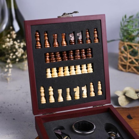 Wine set: a soda knife with a corkscrew, a drip, a foil knife and a plug for wine with chess "Golden Man".-2