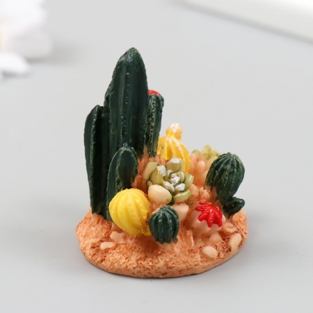 Figure for Florarium Polystone "Cacti on the hill" 5x5x7 cm-1