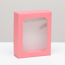 Box of a team without printing a lid is a red with a window 18 x 15 x 5 cm