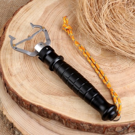 Fisherman pliers with Bezmen-1