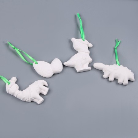 A set of Christmas decorations for coloring 4 pcs "Dinosaurs" with a suspension, brush-2