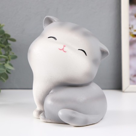 The piggy bank "kitten" is height 17 cm, width 13 cm, length 14 cm.-1