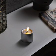 Silver LED candle, 6 × 8 × 6 cm, plastic, batteries AAAX2 (not complete), glow warm white