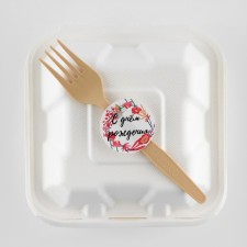 A set for a bento-port with a fork, confectionery packaging 