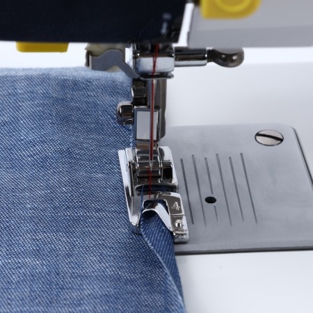 Feet for sewing machines, for processing the edge-3