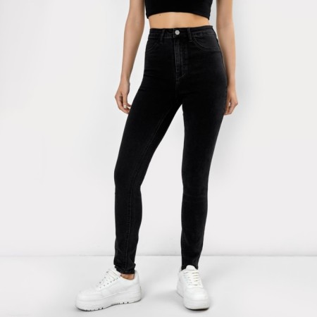 Women's jeans, black color, size 44-46 (W28 L32)