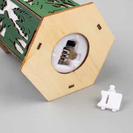 Christmas tree toy "Green Lantern with a deer", from batteries, a glow of warm white-4