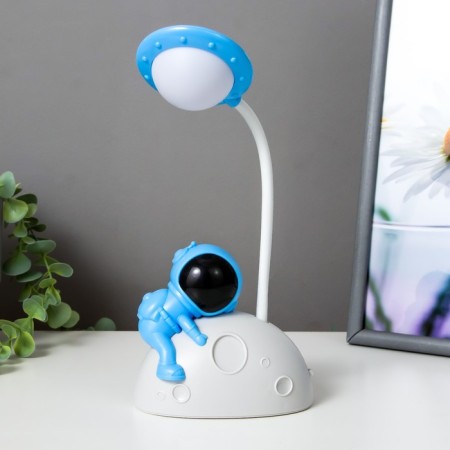 Board lamp "Cosmonaut on the Moon" LED 3W USB AKB White-blue 11.5x7.5x28 cm