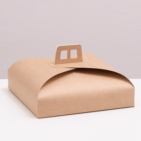 Box under the gentor, craft, 23 x 23 x 7 cm