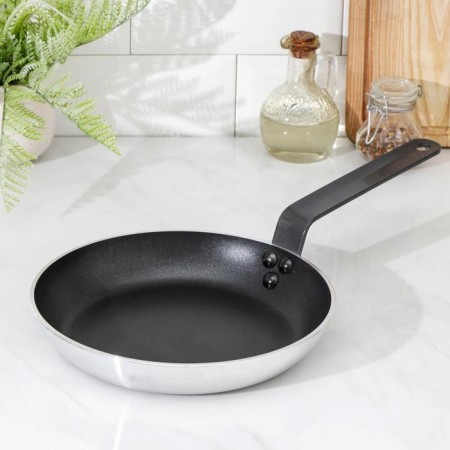 Pan Pro Line, D = 24 cm, anti -stick coating, induction