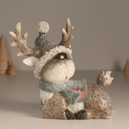 Souvenir Polystone "Olesha in the gray cap and scarf" lies 21x11.5x20 cm-1