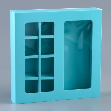 Box for 8 sweets + chocolate, with a window, mint, 17.7 x 17.7 x 3.8 cm