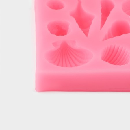 Mold "shells", silicone, 7.7 × 7 × 1.5 cm, color mix-3