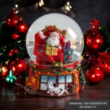 Souvenir Polystone Water Ball 