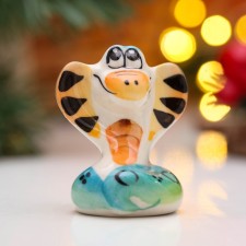 Новый год. Сувенир «Гоша средний» 6×4,5 см, гжель, цвет