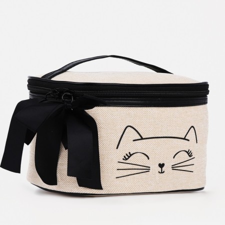 Cosmetic bag with a zipper, with a lining, beige color