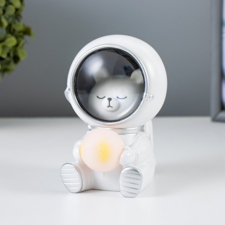 The nightlight "Bear in Cosmos" LED 4000K batteries LR44 white 8.5x9.9x13.5 cm Risalux