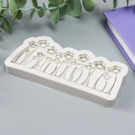 Mold Silicon "Flower Polyanka" 10x4.5x1 cm-1