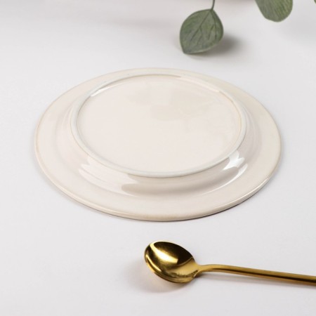 Ceramic pies “sea surface”, D = 15.5 cm, beige color-2