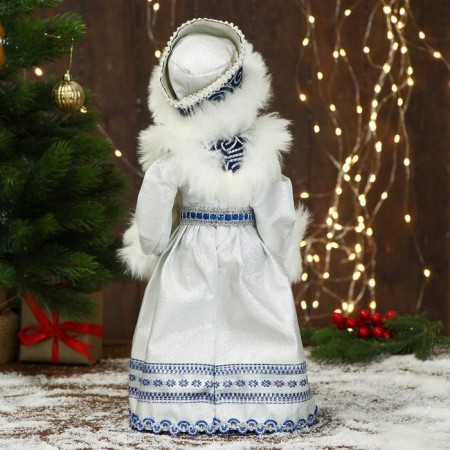 Snow Maiden "In a fur coat with patterns" moves, 19x40 cm-2