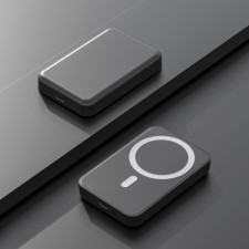 External battery CRR-32, 3000 mAh, 5 W, with the function Magsafe, Lightning, Black