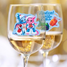 Stickers on the glasses 