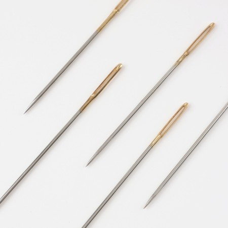 Sewing needles for tapestry No. 18/22, d = 1.15 mm, 4.2 - 4.6 cm, with a golden ear, 6 pcs-1
