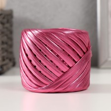 Knitted yarn metallic 