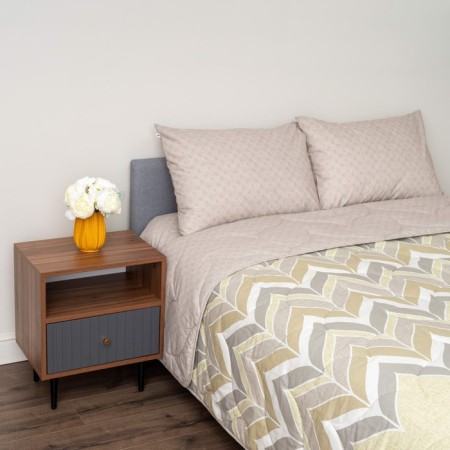 Set 1.5 joint venture: blanket 145x220 cm, sheet 150x220 cm, pillowcases 50x70 cm - 1 pcs