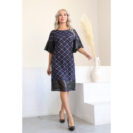 Women's dress, size 46-7