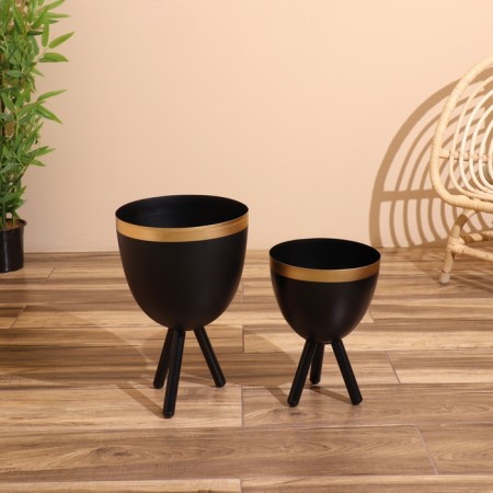Kashpo on the stand "Blacks" metal (set 2 pcs), diameter 28 and 23 cm