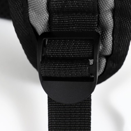 A backpack for carrying animals with a viewing window, gray-9