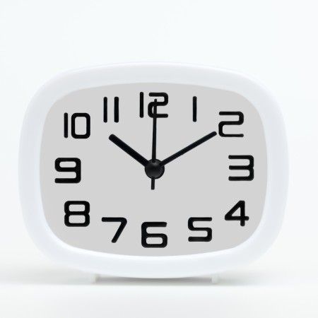 Alarm clock, discrete move, 10 x 8 x 4 cm, white