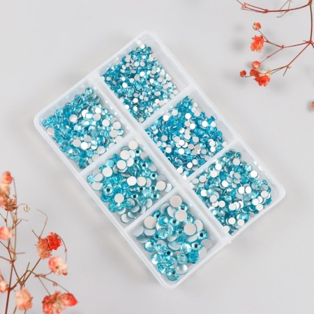 Decor for creativity Glass "Rhinestones. Blue Lake" d = 2-4.8 mm nr 1188 pcs 6x8x1.5 cm