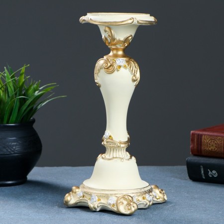 Climb "with a carved square base", vanilla/gold 12x12x27 cm, for a candle d = 2-2