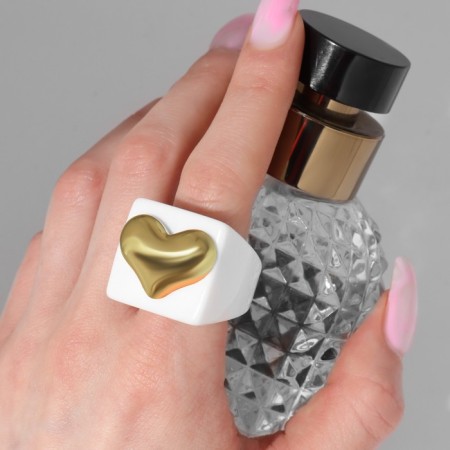 The ring "Heart" is wide, the color is white, size is 18.5-1