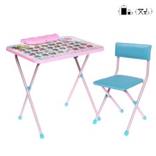 A set of furniture 