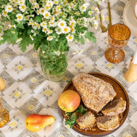 Gray Diamonds tablecloth 145x220 cm, 100% p/e-2