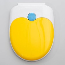 A toilet seat with a lid, 42 × 37 cm, double