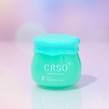 Moisturizing lip balm with avocado