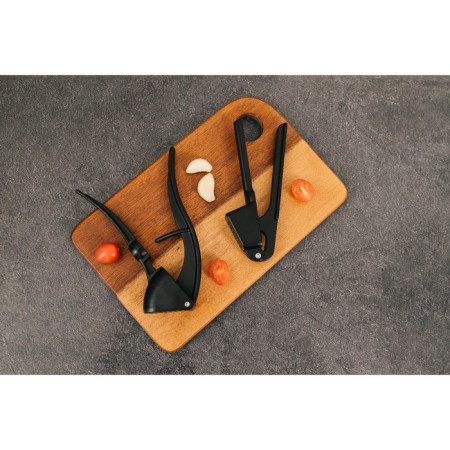 Magistro Alum Black garlic press with bones pusher, black color-8